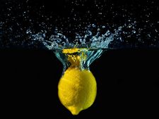 চটজলদি অনেক টাকার মালিক হয়ে উঠতে চান নাকি? তাহলে একটা লেবু সঙ্গে রাখতে ভুলবেন না যেন!