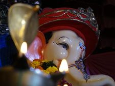 গণেশ ঠাকুরের পুজো করার সময় ভুলেও তুলসি পাতা নিবেদন করতে যাবেন  না যেন!