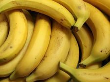 প্রতিদিন সকাল সকাল খালি পেটে একটা করে কলা খাওয়া উচিত কেন জানা আছে কি? 