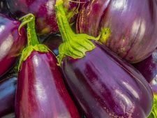 বেগুন দেখে নাক সিঁটকালে কিন্তু বিপদ! কেন জানেন...? 