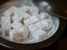 নিয়মিত ১০০ গ্রাম কাঁচা পনির খেলে কী কী উপকার মিলতে পারে জানা আছে? 