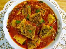 স্বাদবদল করতে বাড়িতেই বানান ভাপা ডিমের ঝোল, দেখুন রেসিপি