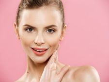 দাগহীন, উজ্জ্বল ত্বক পেতে খাদ্যতালিকায় রাখুন এই খাবারগুলি