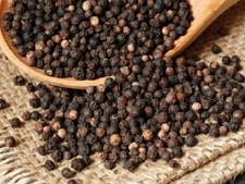 ওজন কমাতে খান গোলমরিচ, দেখুন এর উপকারিতা