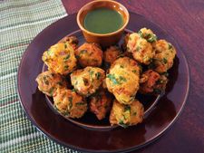 আজই বানান মুগ ডালের পকোড়া, দেখুন রেসিপি