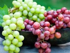 সুন্দর ত্বক পেতে ডায়েটে রাখুন এক বাটি আঙুর, দেখে নিন এর উপকারিতা