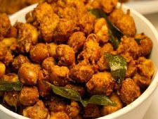 শুধু বাদাম দিয়েই তৈরি করে ফেলুন এই সু্স্বাদু খাবারটি, দেখে নিন রেসিপি