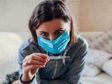 করোনা রোগীর ব্যবহৃত অক্সিমিটার ও থার্মোমিটার ব্যবহার করতে পারেন কি বাড়ির অন্যরা? জেনে নিন