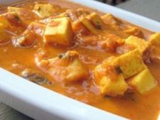 বাড়িতেই বানিয়ে ফেলুন রেস্টুরেন্টের মতো মেথি পনির, রইল রেসিপি