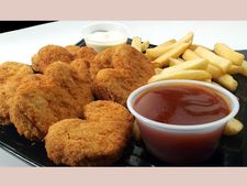 Veg Nuggets Recipe : ভাজাভুজি খেতে মন চাইছে? বানিয়ে নিন মুচমুচে ভেজ নাগেটস