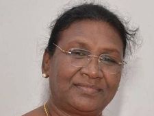 Droupadi Murmu : ইতিহাস গড়লেন দ্রৌপদী মুর্মু, প্রথম আদিবাসী রাষ্ট্রপতি পেল ভারত