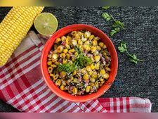 Creamy Corn Salad Recipe : বাচ্চার টিফিনে কী দেবেন ভেবেই মাথায় হাত? ঝটপট বানিয়ে ফেলুন ক্রিমি কর্ন স্যালাড