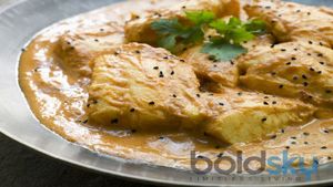 পমফ্রেট মাছ রাঁধুন সর্ষে দিয়ে, এক থালা ভাত নিমেষেই হবে সাফ!