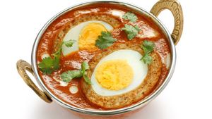 Nargisi Kofta Recipe: মাংসের কিমা দিয়ে রান্না করুন ডিমের নার্গিস কোফতা, দেখুন রেসিপি