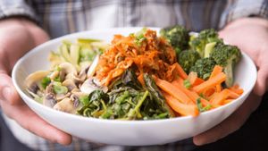 Vegetables to Control Cholesterol: ওষুধ নয়, কোলেস্টেরল নিয়ন্ত্রণে রাখতে রোজ খান এই ৫ শাকসবজি!