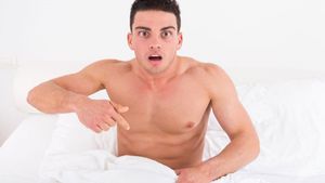 অতিরিক্ত হস্তমৈথুন করেন? অজান্তেই ডেকে আনছেন এই বিপদগুলি!