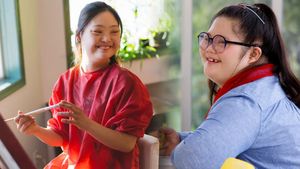 World Down Syndrome Day 2023: কেন হয় ডাউন সিনড্রোম? এর লক্ষণগুলি কী? জেনে নিন