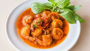 পয়লা বৈশাখের ভুরিভোজ জমে উঠুক সর্ষে চিংড়ির সঙ্গে! রইল সহজ রেসিপি