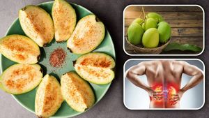 সব ফলেই নুন, চাট মশলা মিশিয়ে খান? স্বাস্থ্যের ক্ষতি করছেন না তো!