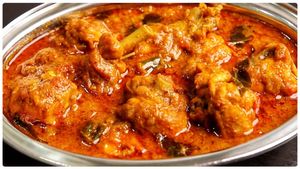 বর্ষায় মশলাদার ঝালঝাল খেতে ইচ্ছে করছে? বানিয়ে ফেলুন চিকেন লবাবদার