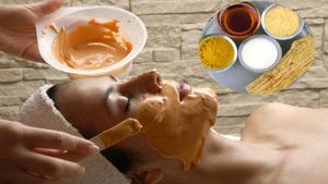 মলিন ত্বক নিমেষেই হবে ঝলমলে, থাকবে না দাগছোপ! রোজ ব্যবহার করুন ঘরোয়া উবটান