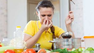 রান্নাঘরে বোঁটকা গন্ধ? এই ঘরোয়া টোটকায় দূর হবে হেঁশেলের দুর্গন্ধ!