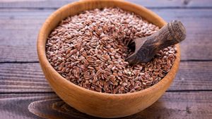 Healthy Seeds: রোজ খান এই ৫ বীজ, সুস্থ থাকবে শরীর, ঝলমল করবে ত্বক আর চুল!