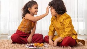 Bhai Phota 2023: ভাইফোঁটার শুভ সময় কখন? জেনে নিন সঠিক তিথি ও ক্ষণ