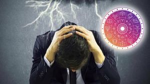 Yearly Horoscope 2024: ২০২৪-এ খারাপ সময় এই ৩ রাশির জন্য, সামনে আসবে একের পর এক চ্যালেঞ্জ!