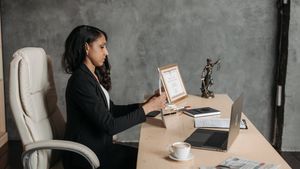 Ajker Rashifal: কেমন যাবে আজকের দিন? দৈনিক রাশিফল ৩১ মার্চ ২০২৫         