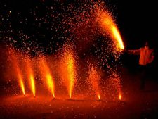 ફટાકડા અને આતિશબાજીથી જોડાયેલી 16 વાતો જે તમે નથી જાણતા