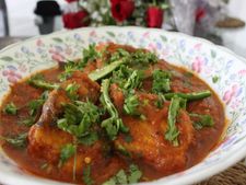 ચટપટી સ્વાદિષ્ટ અને તીખી ફિશ કરી 