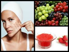 ત્વચામાં કસાવ લાવે સ્ટ્રોબેરી અને દ્રાક્ષનો બનેલ ફેસપેક
