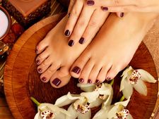 આ અમેઝિંગ વાઇન Pedicure સાથે તમારા થાકેલા ફીટ ને આરામ આપો!