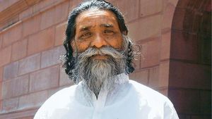   राजनीतिक विरासत के साथ करोड़ों की संपत्ति भी छोड़ गए 'श‍िबू स‍ोरेन', इतनी जमीन-जायदाद के थे माल‍िक 