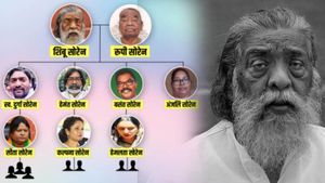 Shibu Soren Family Tree: शिबू सोरेन के परिवार में कौन-कौन? कैसी लाइफ स्टाइल जीते थे 3 बार के CM