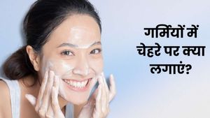 Summer Skin Care: गर्मियों में चेहरे पर क्या लगाएं? इन 5 चीजों को लगाने से मिलेगी फ्रेश और ग्लोइंग स्किन