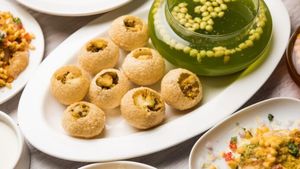 माता-पिता सावधान! गोलगप्पे खाने से गई 6 साल के बच्चे की जान, जानें गर्मी में फूड पॉइजनिंग के लक्षण