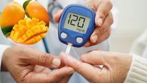 क्या डायबिटीज के मरीज खा सकते हैं आम? जानें खाने का सही तरीका और समय जिससे न बढ़े शूगर लेवल