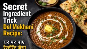 Secret Ingredient Trick Dal Makhani Recipe: घर पर पाएं रेस्टोरेंट जैसा क्रीमी स्वाद