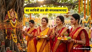 Vat Savitri Vrat 2026 Wishes: बना रहे सुहाग, सलामत रहें पिया; अखंड सौभाग्य के पर्व पर सुहाग‍िनों को भेंजे दुआ