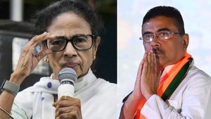 Mamat Banerjee और Suvendu Adhikari दोनों में से कौन ज्यादा अमीर? जानें नेटवर्थ