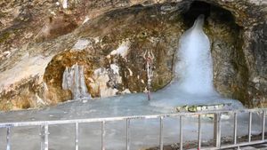 पहलगाम या बालटाल, किस रास्ते से अमरनाथ यात्रा करना बेहतर है? जानिए पूरा अंतर