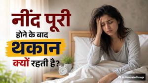 पूरी नींद लेने के बाद भी दिनभर महसूस होती है थकान? जानिए इसके पीछे की वजह