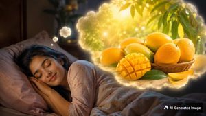 Sapne Me Aam Dekhna: सपने में आम दिखना शुभ या अशुभ? जानें इसका मतलब