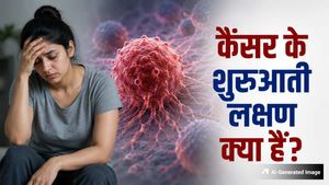 शरीर में दिखने वाले ये 6 लक्षण हो सकते हैं कैंसर का शुरुआती संकेत, नजरअंदाज करना पड़ सकता है भारी