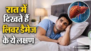 रात में नजर आते हैं लिवर डैमेज होने के ये 5 लक्षण, नजरअंदाज करना पड़ सकता है भारी