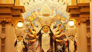 Durga Puja Pandals in Delhi NCR: ये हैं दिल्ली-एनसीआर के टॉप 10 दुर्गा पूजा पंडाल, इस नवरात्रि जरूर करें दर्शन