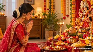 Navratri Fast In Periods: क्या पीरियड्स में नवरात्रि का व्रत रख सकती हैं महिलाएं? जानें क्या हैं नियम