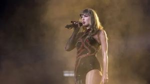 Inside Taylor Swift’s Record-Breaking Earnings, Real Estate Empire, And Anticipated New Album Release